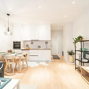 Edsam White Apartamento Madrid